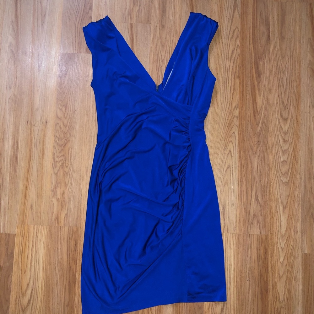 Super flattering Andrew Marc NY dress